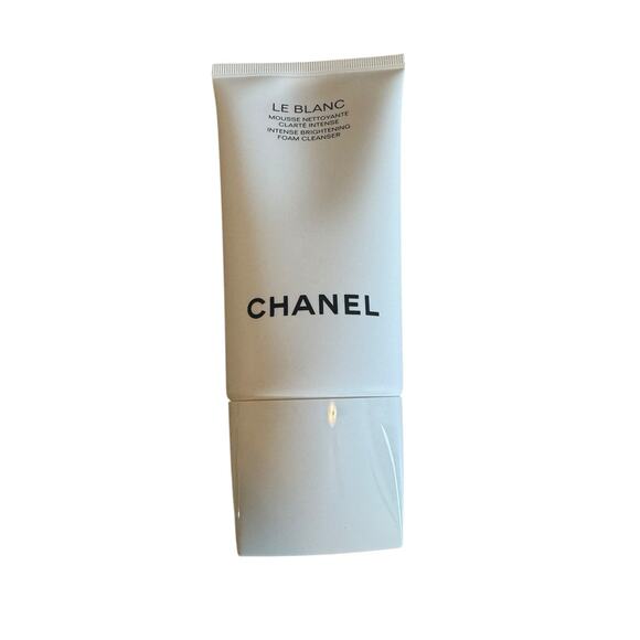 CHANEL LE BLANC INTENSE BRIGHTENING FOAM CLEANSER 5 OZ FRESH NEW SEALED! - Picture 2 of 11